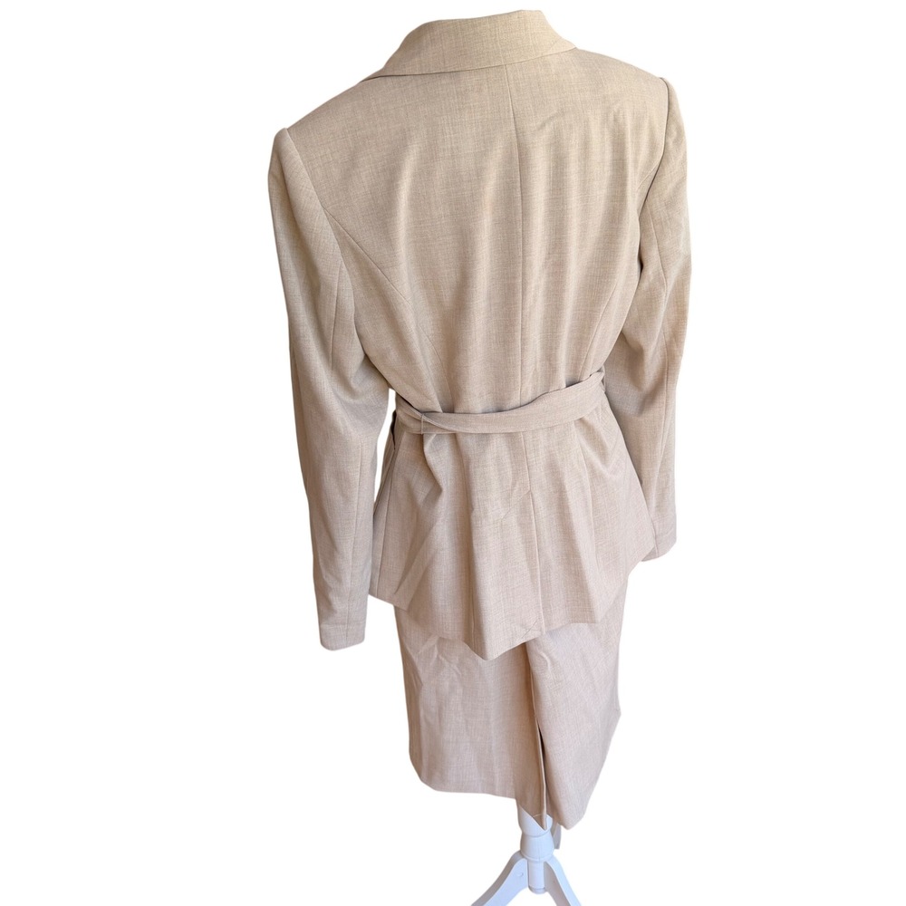 Calvin Klein Beige Stretch 2 Piece Skirt Suit Double Breasted Belted Women's 8 - Picture 4 of 11